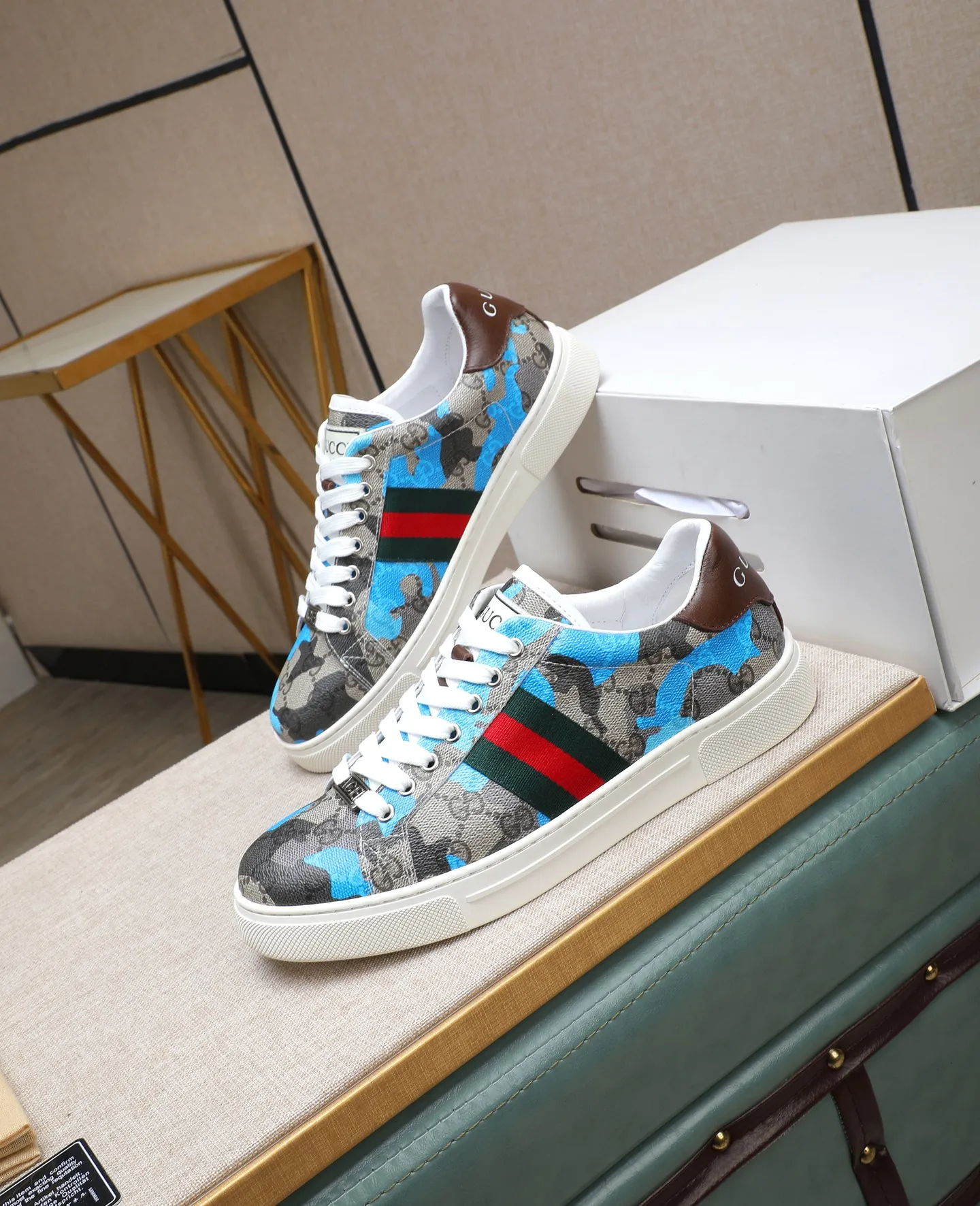 Men's men's shoes 💰440 GUCCI🔍🔍The latest model is on sale at the same time at the counter. Original calfskin imported from Italy, genuine leather lining, (high-end, noble, and classy) with exquisite workmanship. Sole: Original sole provided by the original factory, ⚠Exclusive double-layer movable molded sole super comfortable⚠, real shot 🎬The real thing is better🔍🔍"High quality·Follow the order" Code number 38-44